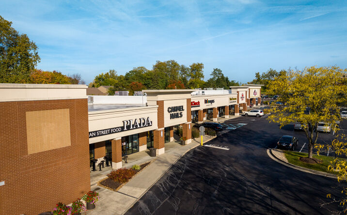 Pictures of Retail property located at 1344-1648 S. Rangeline Rd, Carmel, IN 46032 for lease - image #1