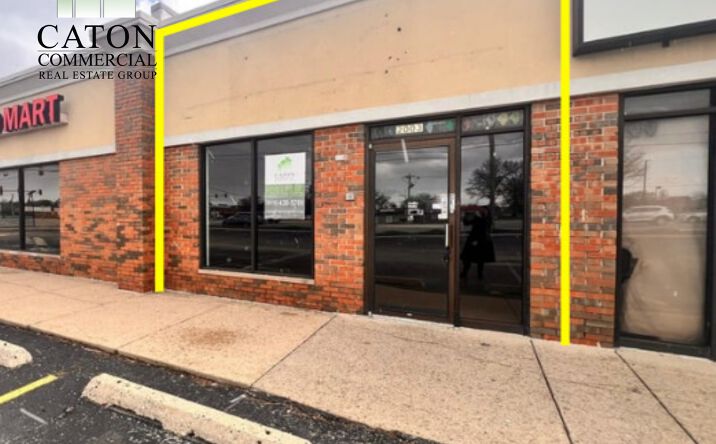 Pictures of Retail property located at 2001 75th Street, Woodridge, IL 60517 for lease - image #1