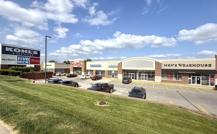 Pictures of Retail property located at 1805 SE Delaware Avenue, Ankeny, IA 50021 for lease - image #1