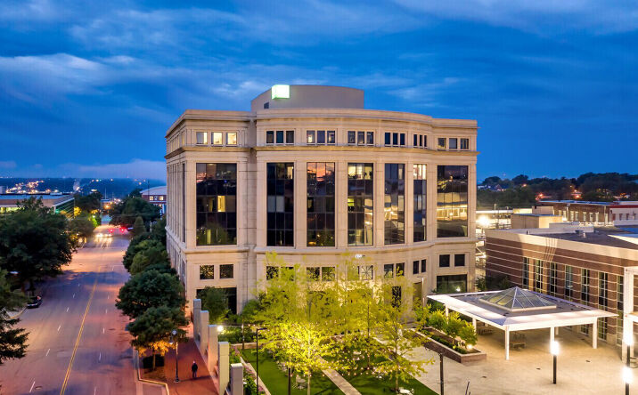 Pictures of Office property located at 1501 MAIN ST, COLUMBIA, SC 29201 for lease - image #1
