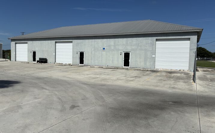 Pictures of Retail, Office, Industrial property located at 3037 Southwest 3rd Terrace, Okeechobee, FL 34974 for lease - image #1