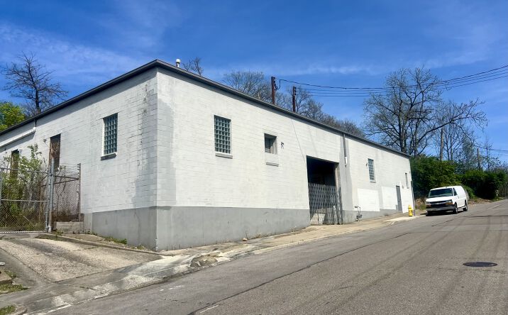 Pictures of Industrial property located at 434 McGregor Ave, Cincinnati, OH 45206 for lease - image #1