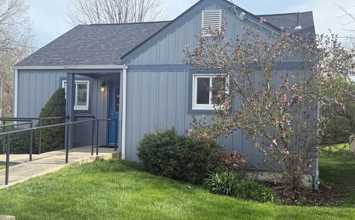 Pictures of Office property located at 8 Girard St, Florence, KY 41042 for lease - image #1