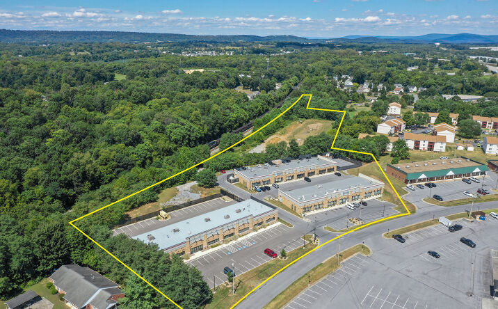Pictures of Retail, Office property located at 13-40 Compass Pointe, Martinsburg, WV 25404 for lease - image #1