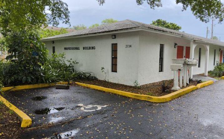 Pictures of Office, Retail, Special Purpose, Industrial, Land property located at 2734 Polk Street D & E, Hollywood, FL 33020 for lease - image #1