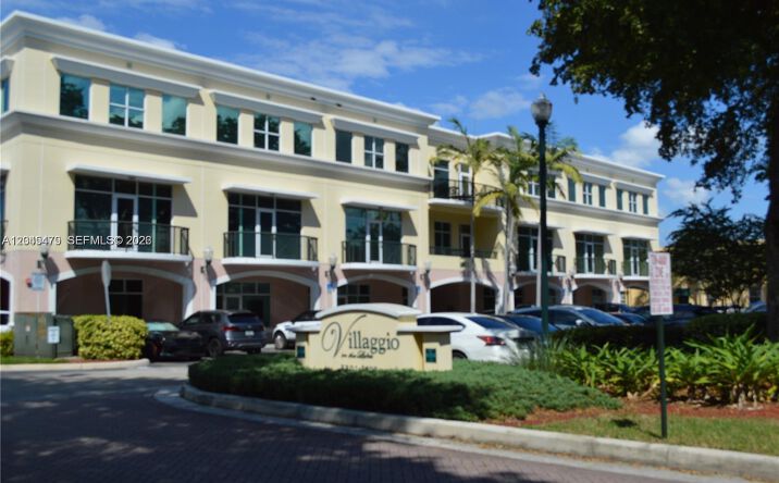 Pictures of Office property located at 200-B, Miami Lakes, FL 33014 for lease - image #1