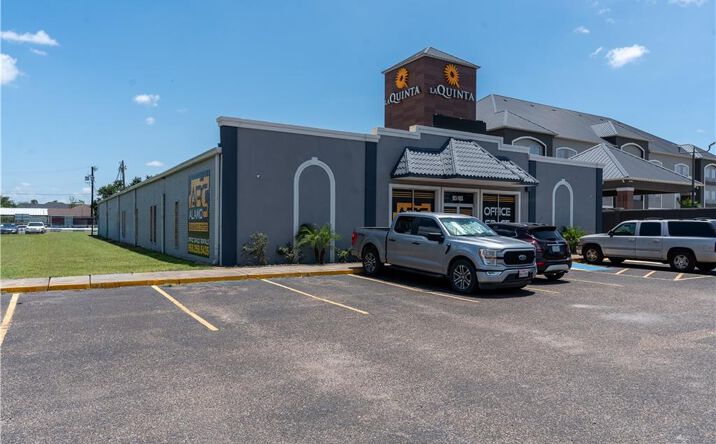 Pictures of Office property located at 1003 W Frontage Road, Alamo, TX 78516 for lease - image #1