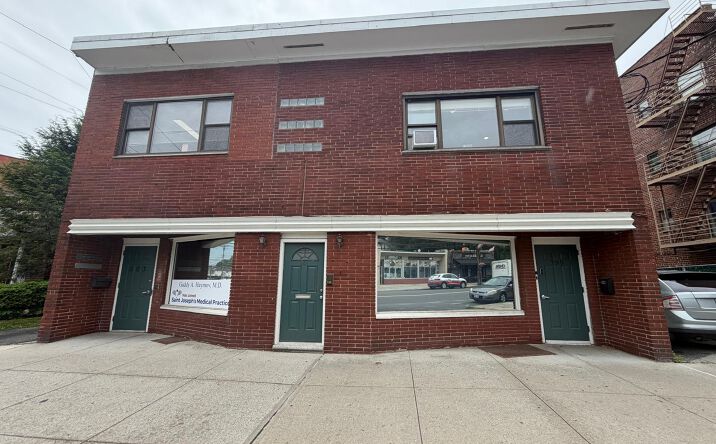 Pictures of Special Purpose property located at 799 MCLEAN AVE, YONKERS, NY 10704-3847 for lease - image #1