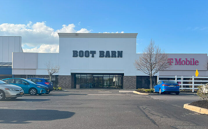 Pictures of Retail property located at N/W/C of Sunrise Highway & Johnson Avenue, Sayville, NY 11716 for lease - image #1