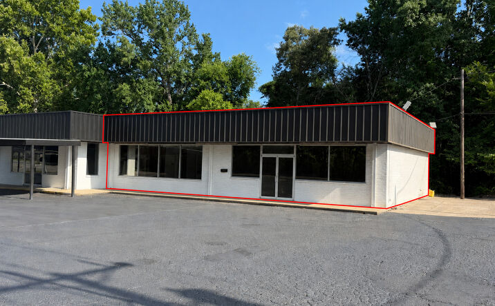 Pictures of Office property located at 2629 University Blvd, Tyler, TX 75703 for lease - image #1