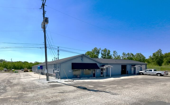 Pictures of Office property located at 3729 Wilder Road, Bay City, MI 48706 for lease - image #1