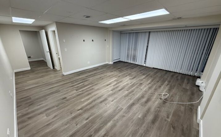 Pictures of Office property located at 5133 Washington Street, Downers Grove, IL 60515 for lease - image #1