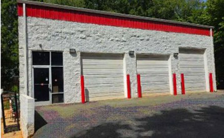 Pictures of Retail, Industrial property located at 8214 Moores Chapel Road, Charlotte, NC 28214 for lease - image #1