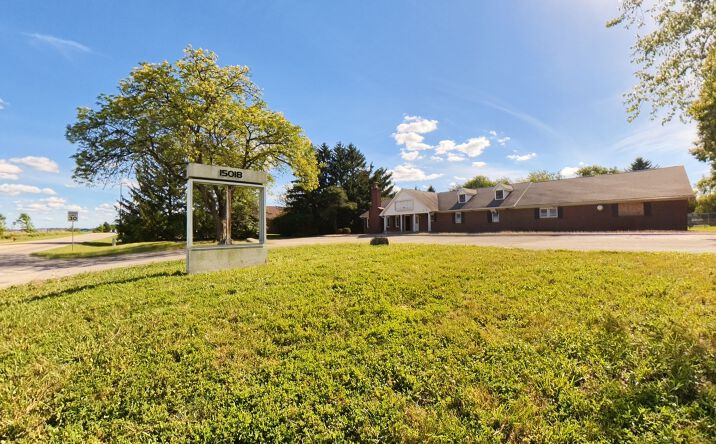 Pictures of Retail, Office, Special Purpose property located at 15018 GREYHOUND CT, CARMEL, IN 46032-1086 for lease - image #1