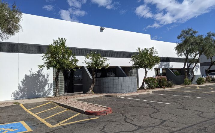 Pictures of Industrial property located at 5861, 5865, 5869 S Kyrene Blvd, Tempe, AZ 85283 for lease - image #1