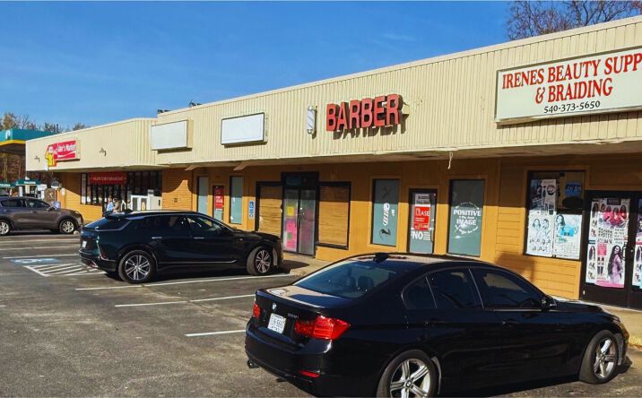 Pictures of Retail property located at 11513 Tidewater Trail, Fredericksburg, VA 22408 for lease - image #1