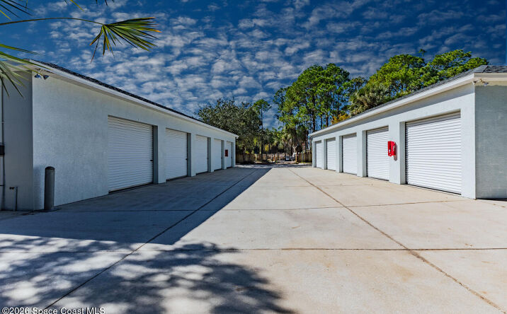 Pictures of Industrial property located at 2230 Mimosa Drive B, Merritt Island, FL 32953 for lease - image #1