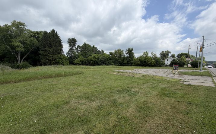 Pictures of Retail, Restaurant, Office, Industrial property located at 1910 Horton Road, Jackson, MI 49203 for lease - image #1