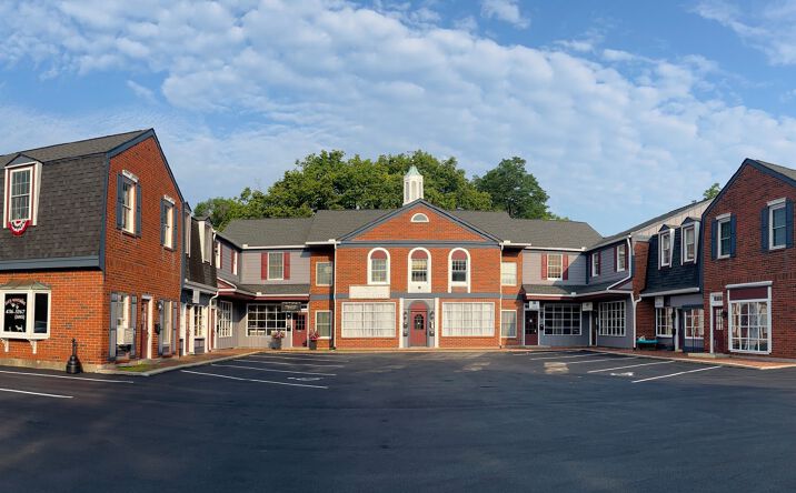 Pictures of Office property located at 51-69 S. Main Street, Centerville, OH 16933-1139 for lease - image #1