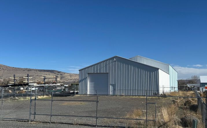 Pictures of Retail, Industrial property located at 2913 Broadmore Street, Klamath Falls, OR 97603 for lease - image #1