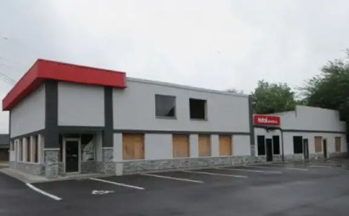 Pictures of Retail, Office property located at 7280 Dixie Hwy, Louisville, KY 40258 for lease - image #1