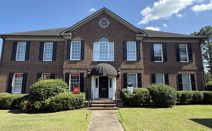 Pictures of Office property located at 231 WESTLAKE RD, FAYETTEVILLE, NC 28314-4861 for lease - image #1