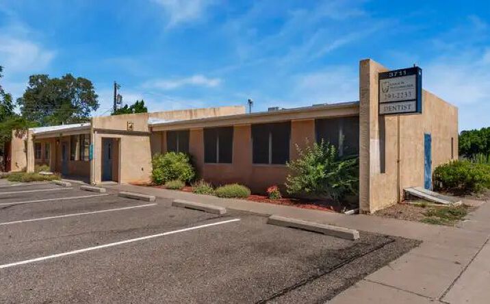 Pictures of Office property located at 3711 Eubank Blvd NE, Albuquerque, NM 87111 for lease - image #1