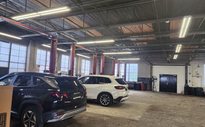 Pictures of Retail, Industrial property located at 580 Main Street, Wilmington, MA 01887 for lease - image #1