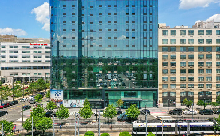 Pictures of Retail, Office property located at 88 REGENT ST, JERSEY CITY, NJ 07302-7602 for lease - image #1