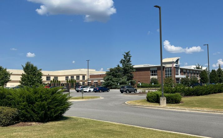Pictures of Office property located at 330 Bob Heath Dr NW, Huntsville, AL 35806 for lease - image #1