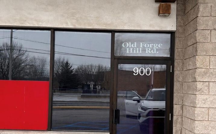 Pictures of Retail, Restaurant, Office property located at 367 Windsor Highway 900, New Windsor, NY 12553 for lease - image #1