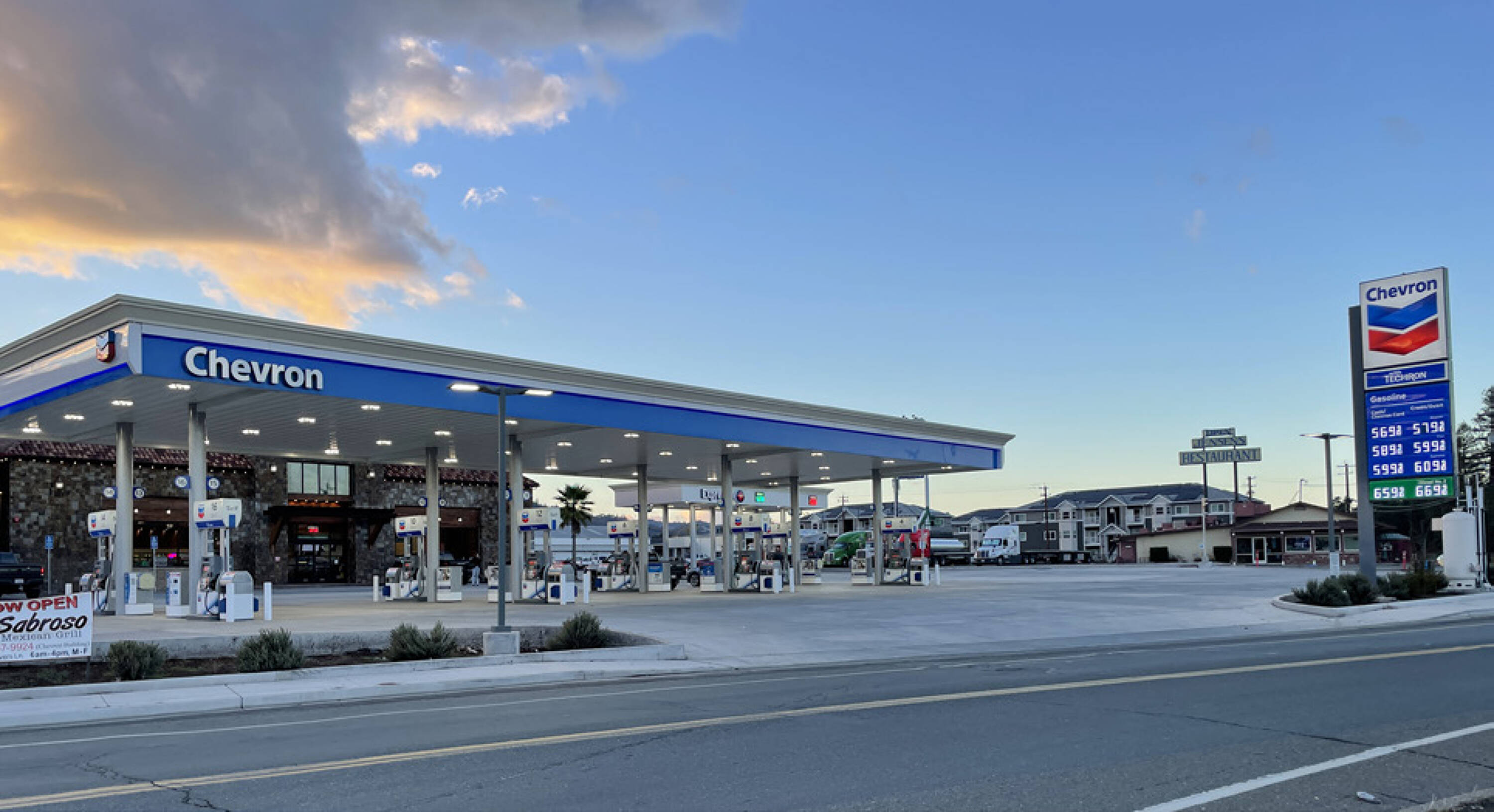 1460 N Lovers Lane, Ukiah, CA 95482 Retail Space for Lease Chevron