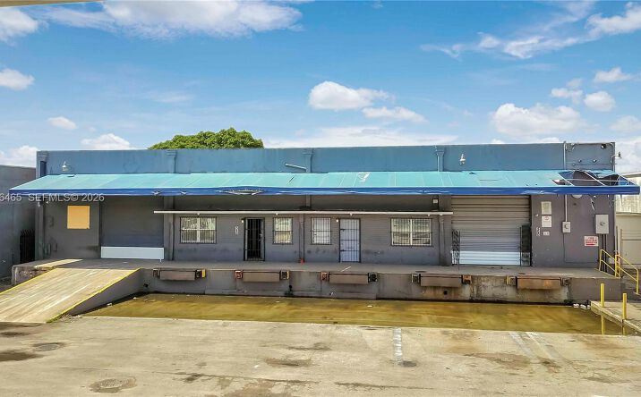Pictures of Industrial property located at 540 W 20th St, Hialeah, FL 33010 for lease - image #1
