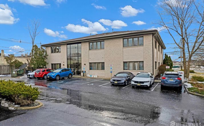 Pictures of Office property located at 1740 Oak Tree Road, Edison, NJ 08820 for lease - image #1