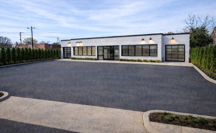 Pictures of Retail, Restaurant property located at 2524 South Tryon Street, Charlotte, NC 28203 for lease - image #1