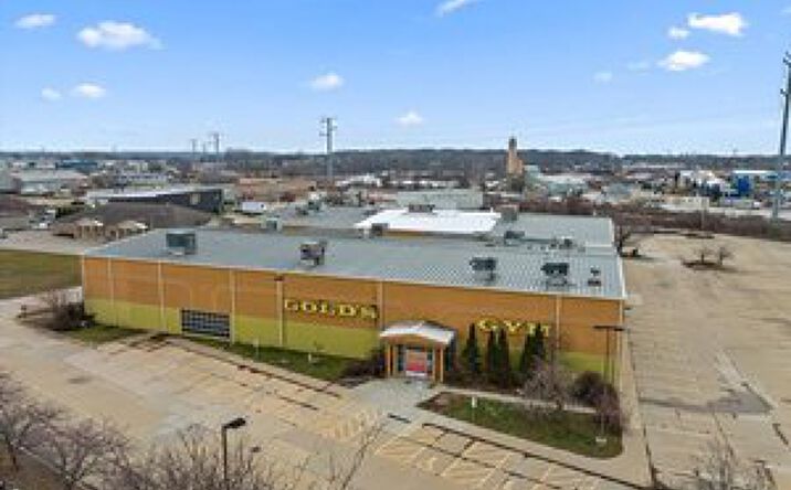 Pictures of Industrial, Special Purpose property located at 11 Currency Dr, Bloomington, IL 61704 for lease - image #1