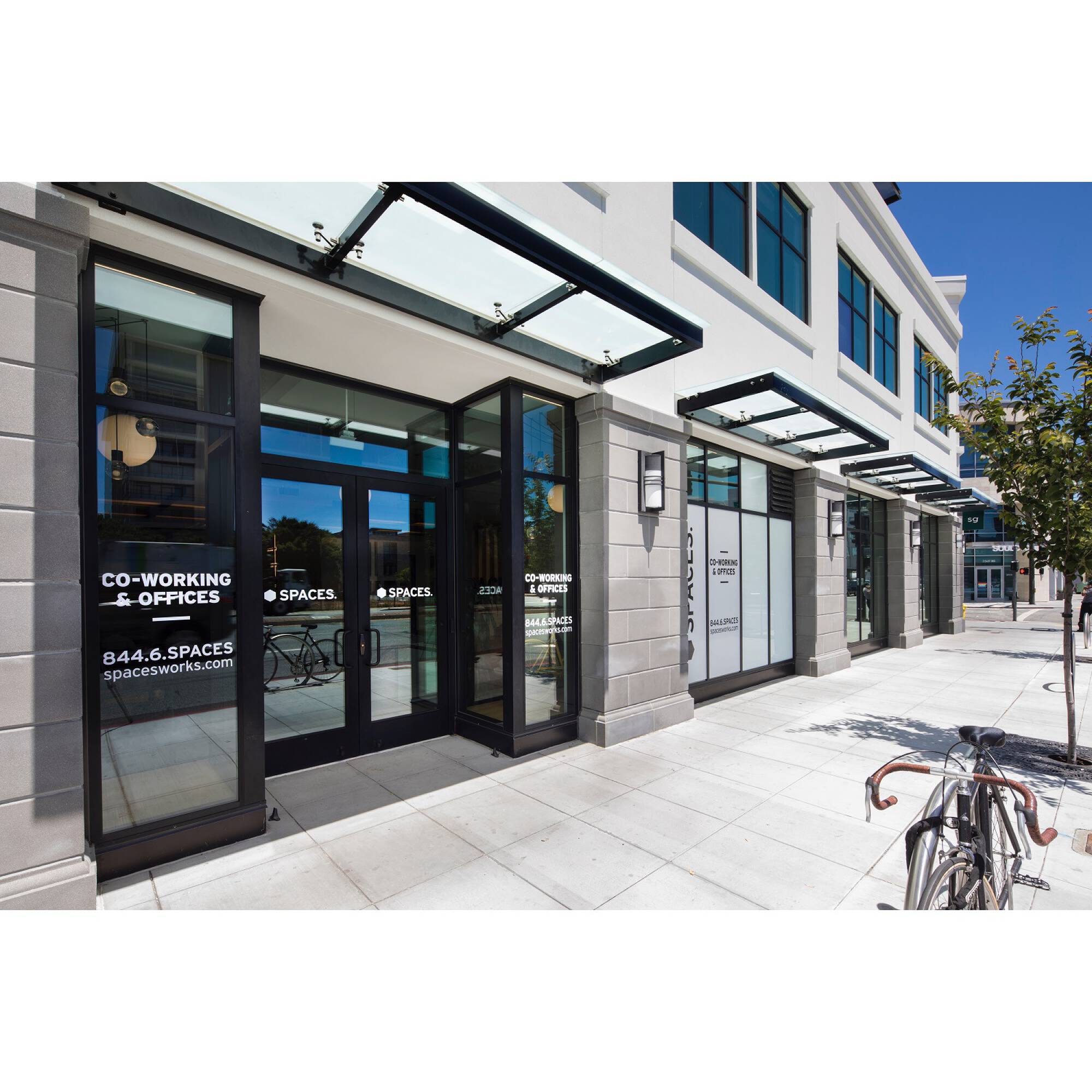 468355