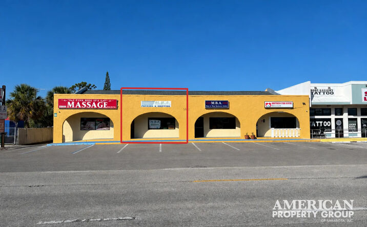 Pictures of Retail property located at 3821 Tamiami Trail, Port Charlotte, FL 33952 for lease - image #1