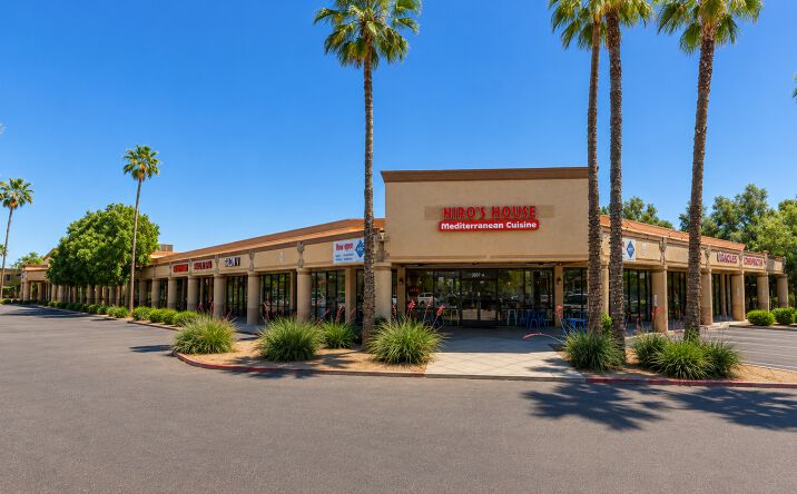 Pictures of Retail, Restaurant property located at SEC Val Vista Dr & Southern Ave, Mesa, AZ 85206 for lease - image #1