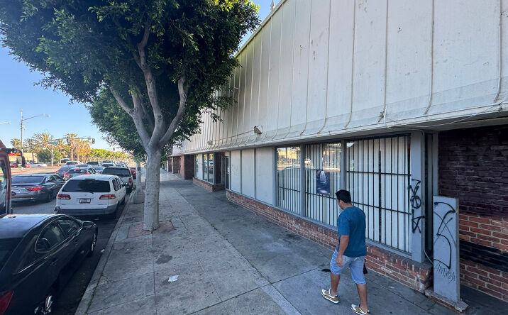 Pictures of Retail property located at 115 N Long Beach Blvd, Compton, CA 90221 for lease - image #1