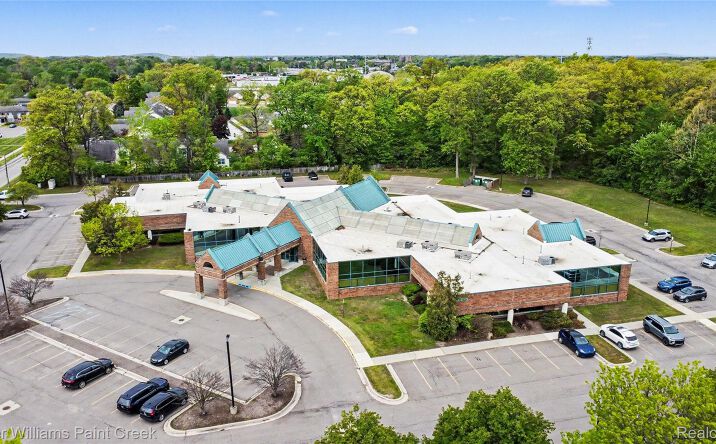 Pictures of Office property located at 4020 Venoy 1100, Wayne, MI 48184 for lease - image #1