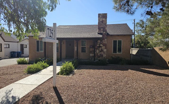 Pictures of Office property located at 725 S SIXTH ST, LAS VEGAS, NV 89101-6921 for lease - image #1