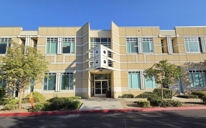 Pictures of Retail, Office property located at 300 Old River Road, Bakersfield, CA 93311 for lease - image #1