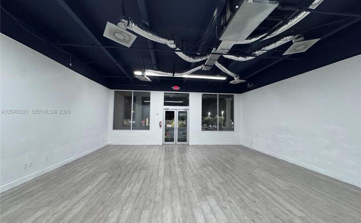 Pictures of Retail, Industrial property located at 2185 NE 163rd St, North Miami Beach, FL 33162 for lease - image #1