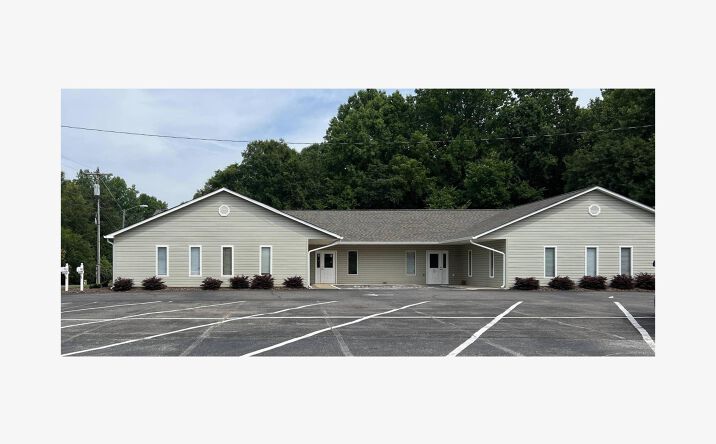 Pictures of Retail, Office property located at 425 CHERRYVILLE RD, SHELBY, NC 28150-3651 for lease - image #1