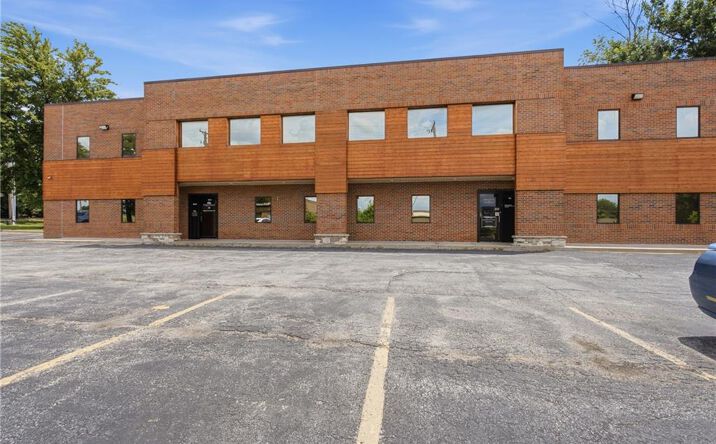 Pictures of Office property located at 401 SW Ward, Lee's Summit, MO 64081 for lease - image #1