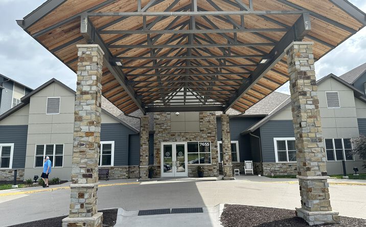 Pictures of Retail, Office property located at 7655 ARCHER PL, LINCOLN, NE 68516-5286 for lease - image #1
