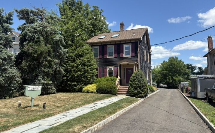 Pictures of Office property located at 7 E HIGH ST, SOMERVILLE, NJ 08876-2302 for lease - image #1