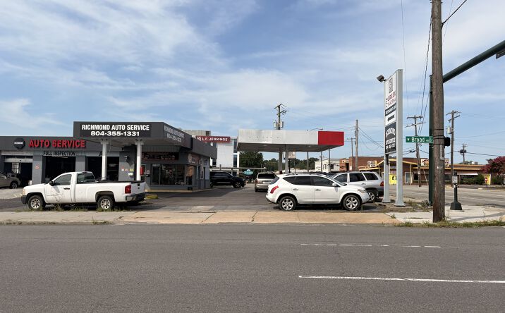 Pictures of Retail, Land, Restaurant property located at 1903 Staples Mill Rd, Richmond, VA 23230 for lease - image #1