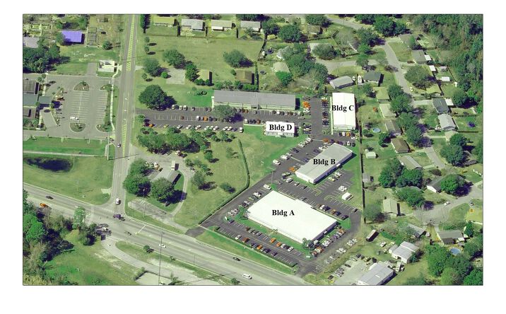 Pictures of Office property located at 1300 S Duncan Dr, Tavares, FL 32778 for lease - image #1